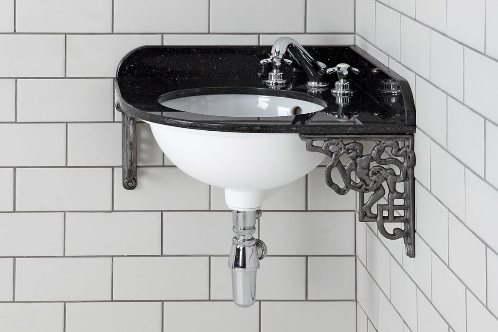 design the cloakroom
