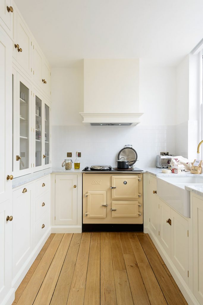The-Clerkenwell-Flat-Devol