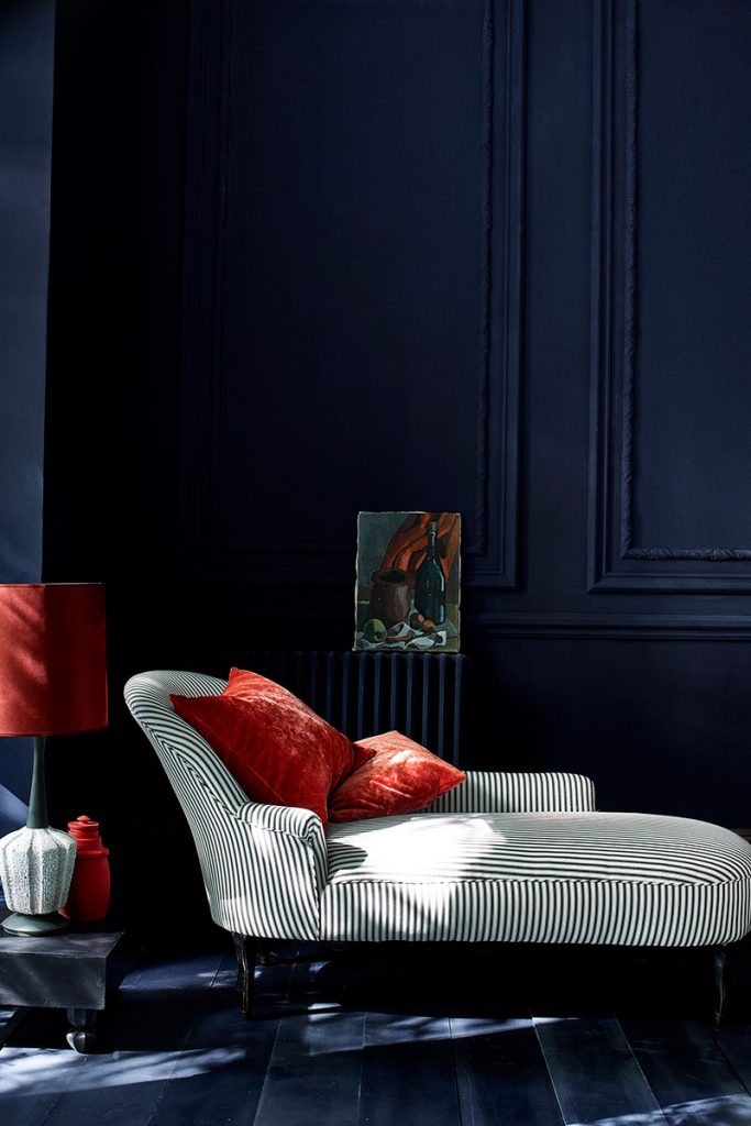 Annie Sloan chalk paint 