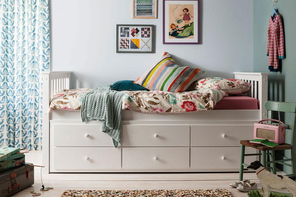 how to renovate a small bedroom