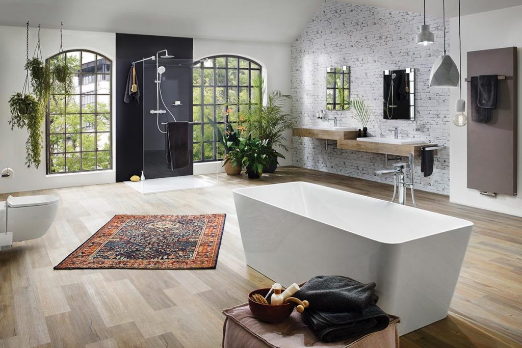 a tub in the middle of a room