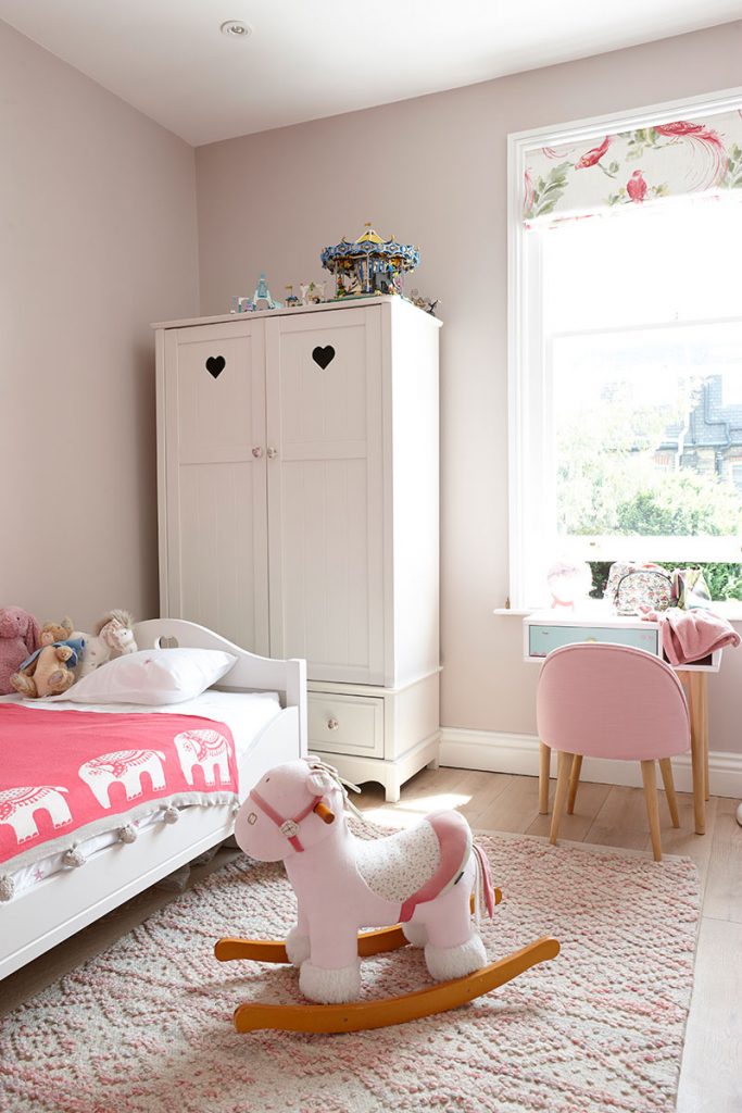 pink bedroom