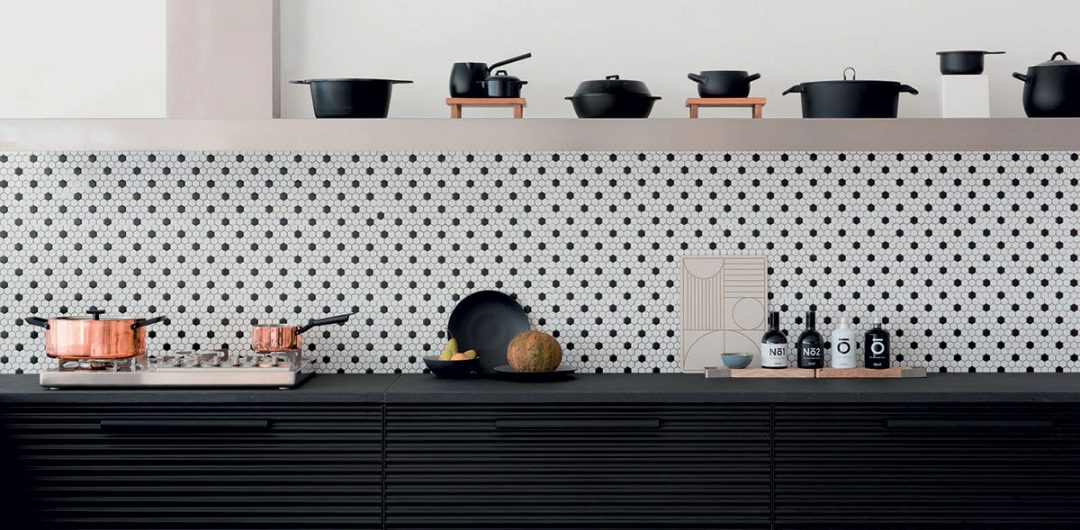 Kitchen storage main image with splashback shelf
