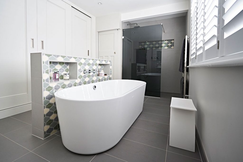 plan a bathroom