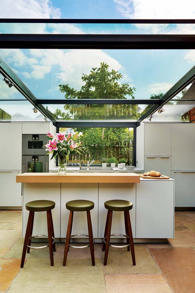 slab-style kitchen cabinets