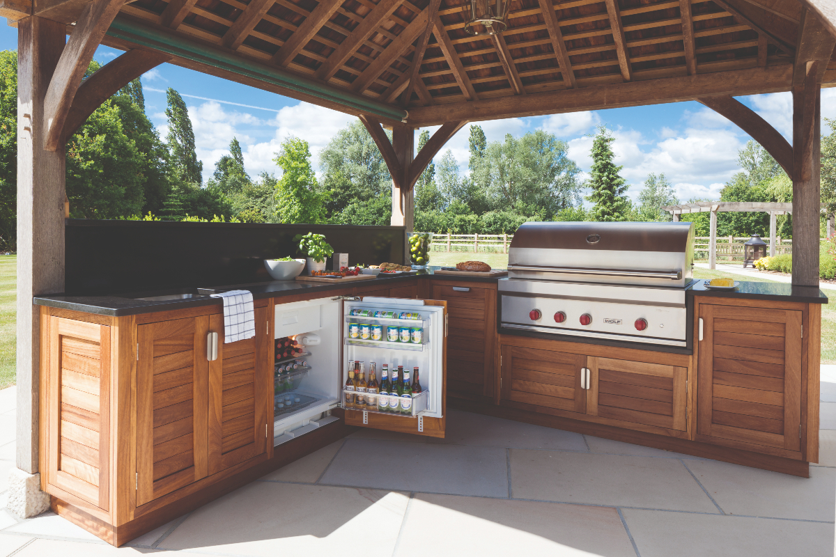 Outdoor kitchen
