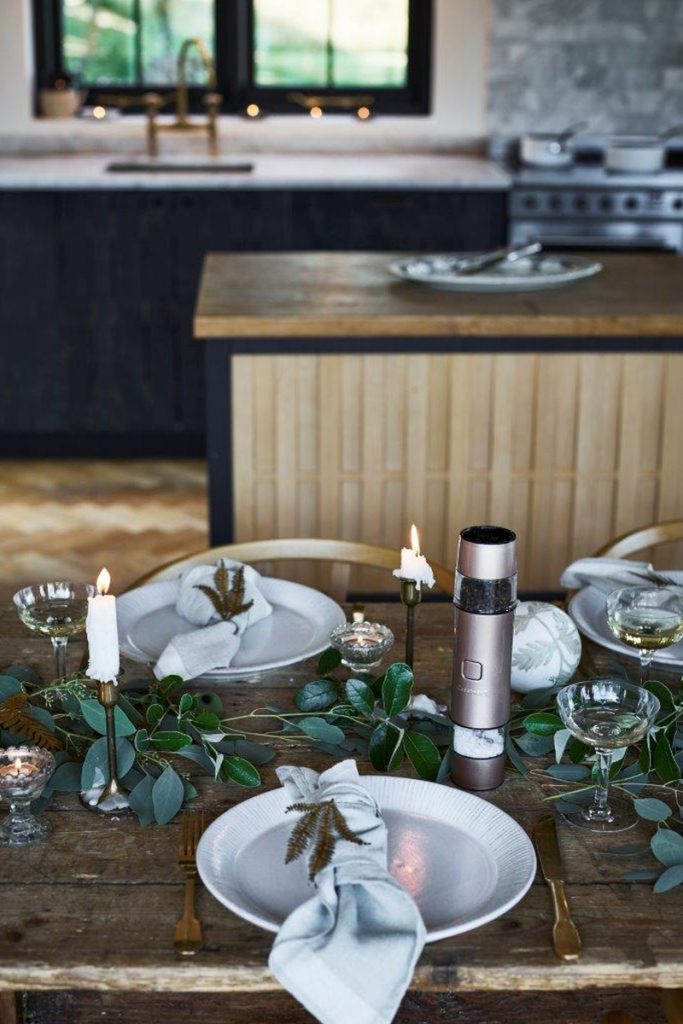 Christmas tablescaping ideas with Cuisinart salt and pepper grinders