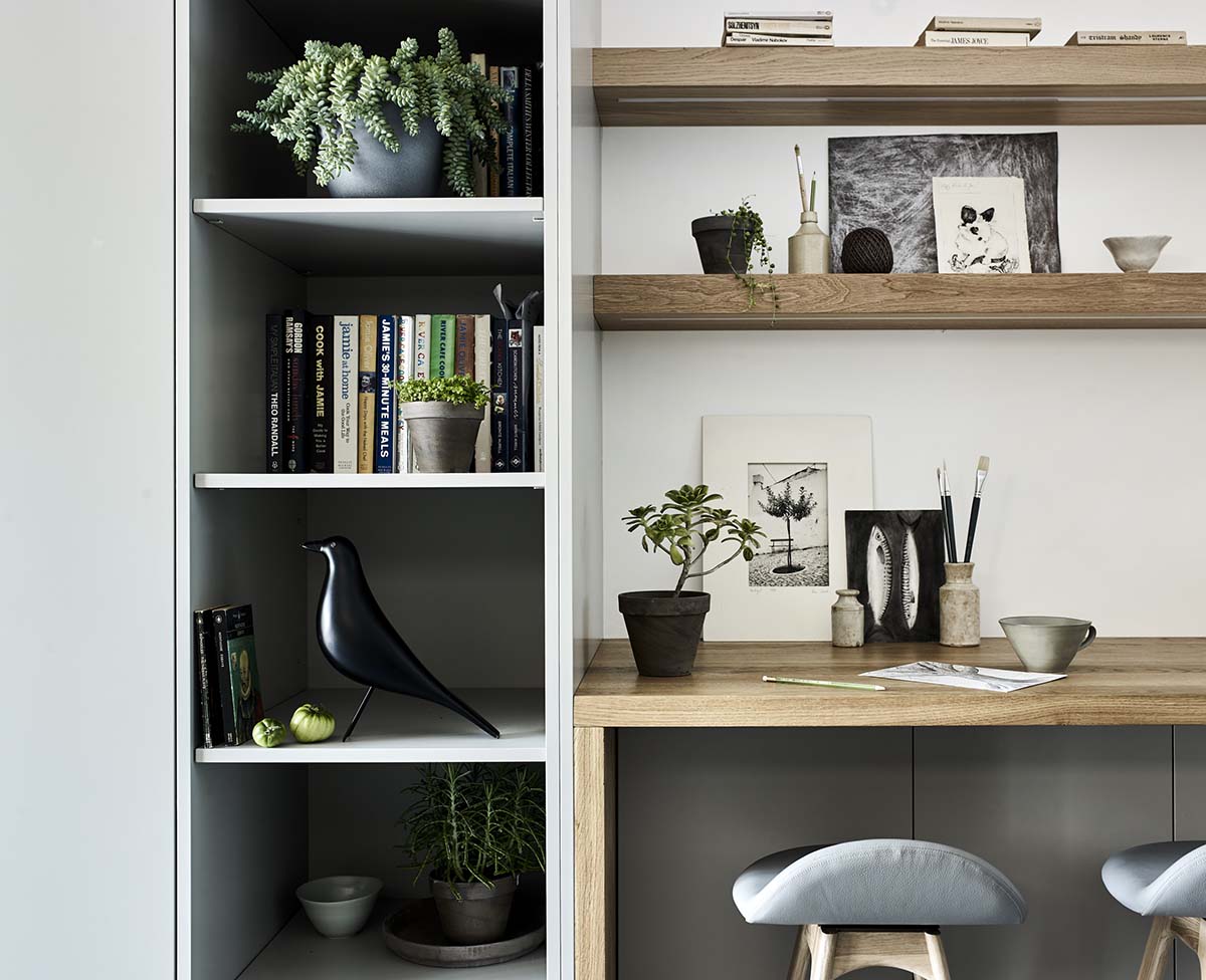 relaxing desk