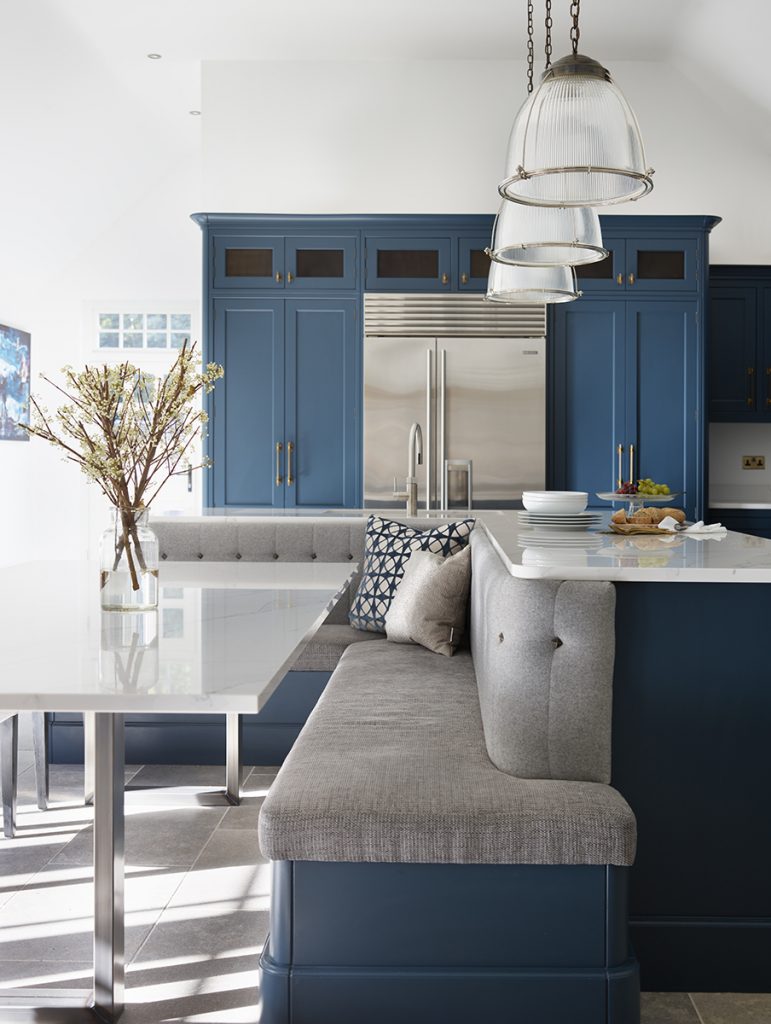 banquette seating