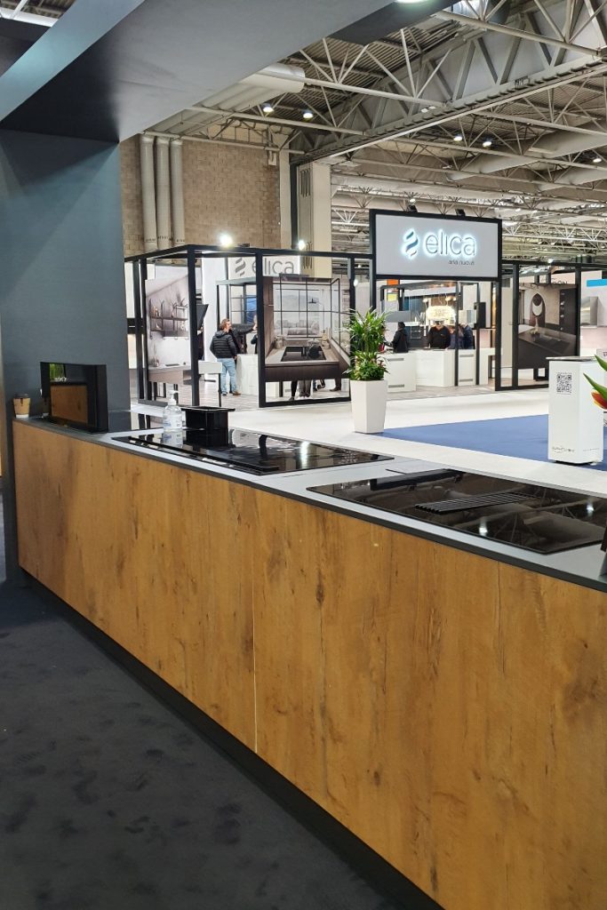 handleless wooden kitchens