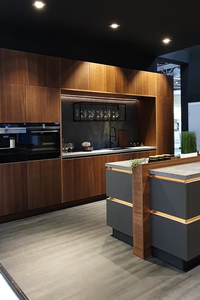 handleless wooden kitchens