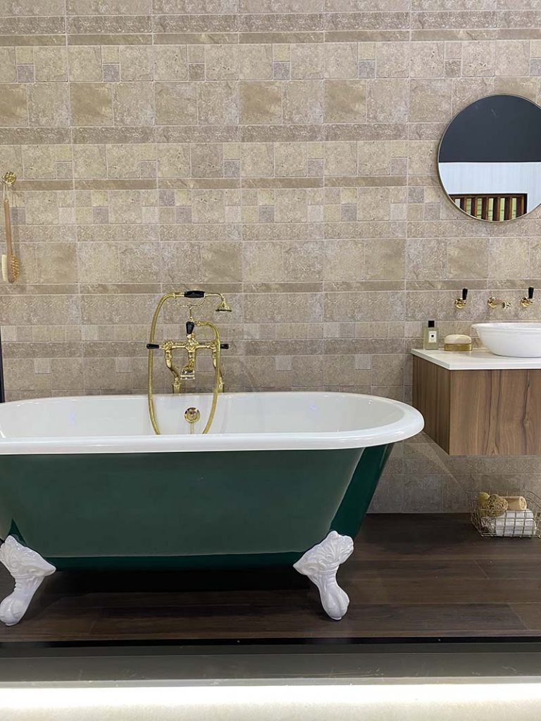 freestanding bath