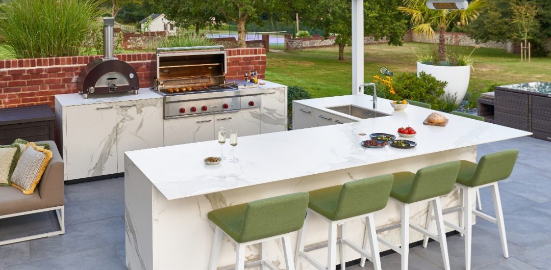 weatherproof outdoor kitchen